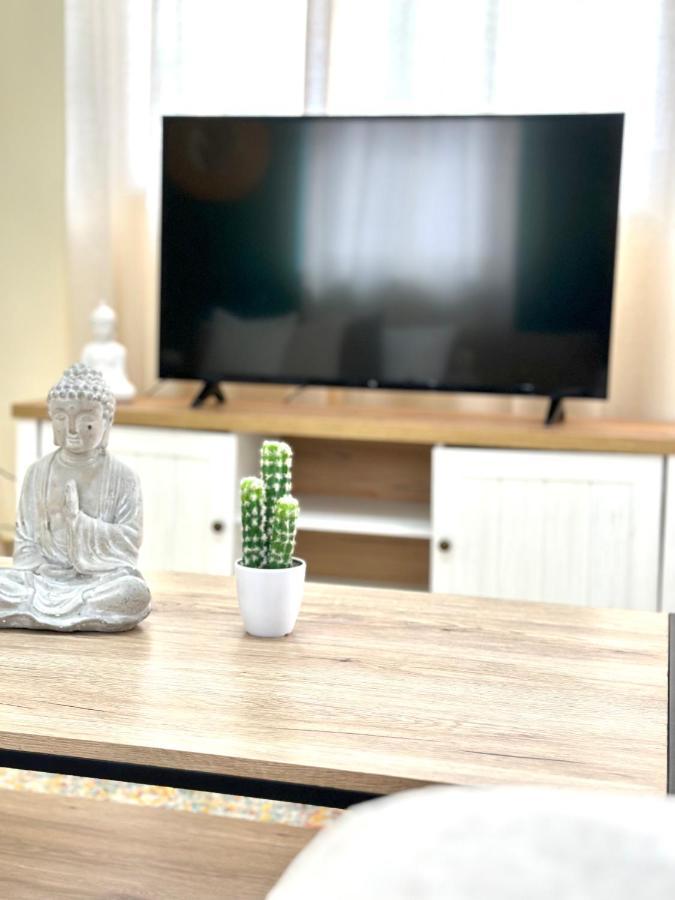 Bohem Apartment Near Athens Airport Spata  Bagian luar foto