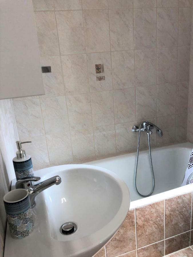 Bohem Apartment Near Athens Airport Spata  Bagian luar foto