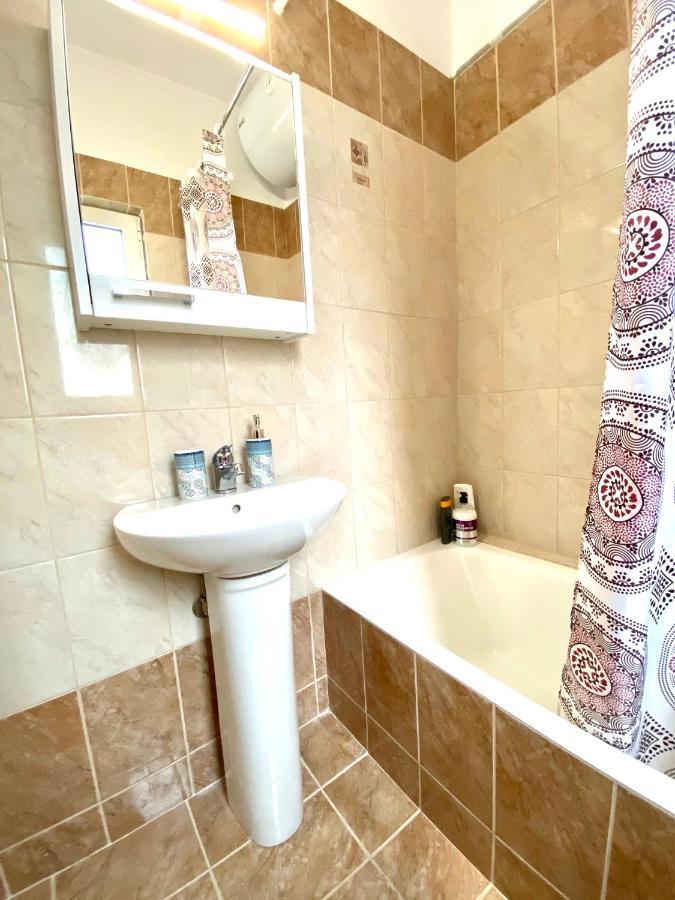 Bohem Apartment Near Athens Airport Spata  Bagian luar foto